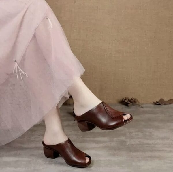 Red dragonfly clearance genuine leather fish mouth slippers